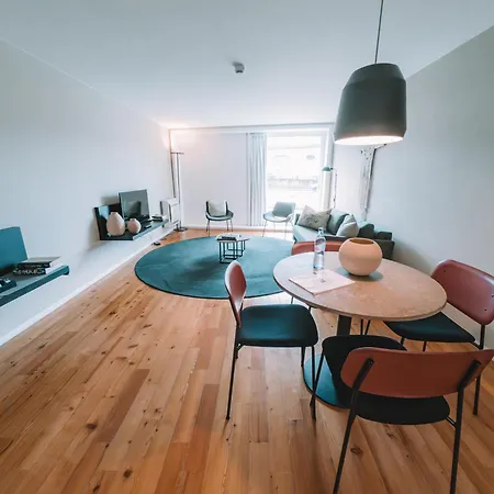 Serviced - Miragaia * 波尔图