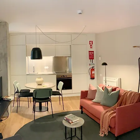 Serviced - Miragaia Porto