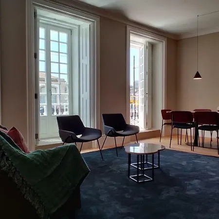 Serviced - Miragaia Apartment Porto