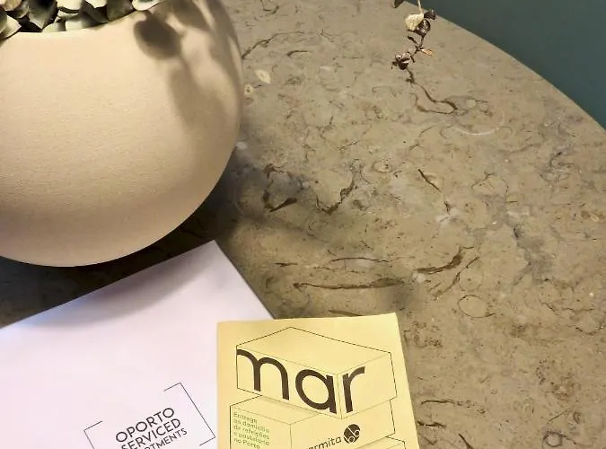 Serviced - Miragaia アパート *