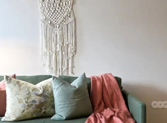 Serviced - Miragaia Апартаменты *