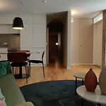Serviced - Miragaia Апартаменты