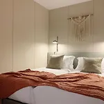 Апартаменты Serviced - Miragaia Порту