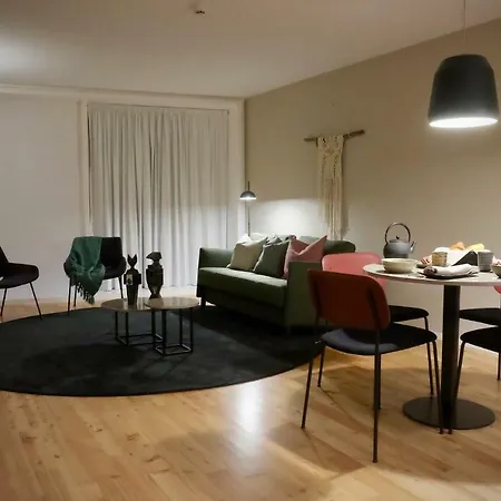 Serviced - Miragaia Apartment *