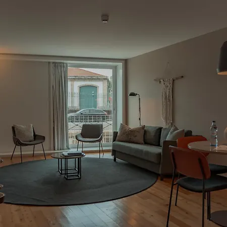 Serviced - Miragaia Oporto